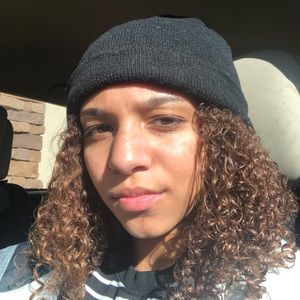 Meet your Posher, Ayshia